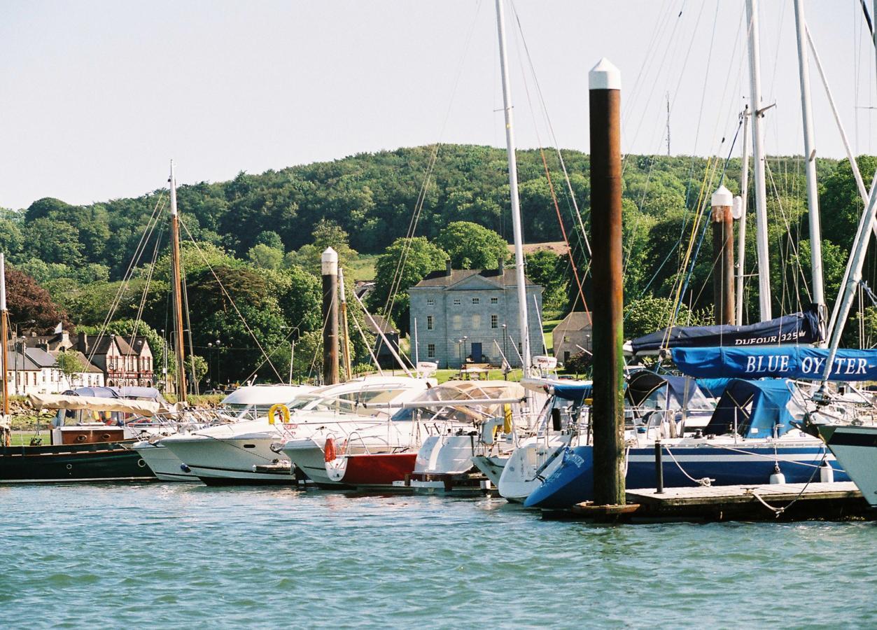 Crosshaven House Hotell Eksteriør bilde